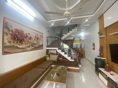 ĐẸP HIẾM CÓ Tại Thư Trung Ngô Gia Tự 42mx 3 tầng Ô tô đỗ cửa có gara Chỉ 2 tỷ 950 4
