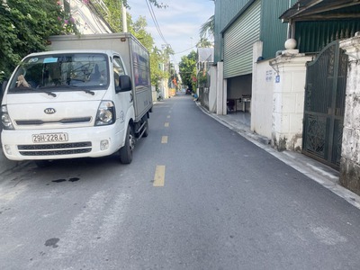 Chính chủ cần bán 154m2 đất, vuông đẹp, đường ô tô tránh tại xóm 2 Đông Dư, Gia Lâm 2
