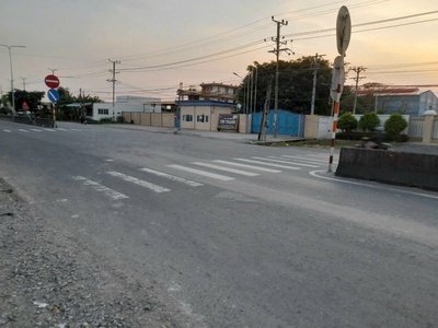 2670m2 đất mặt tiền tỉnh lộ 824 giá 23 tỷ 0