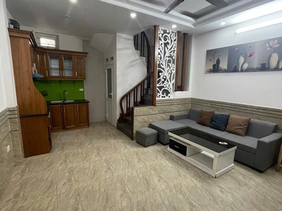 Chính chủ bán nhà 5 tầng o to đậu cạnh nhà 38m2 3 ngủ giá :6.1 tỷ ngã tư sở 1