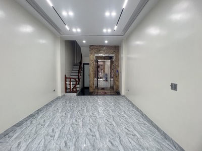 Bán nhà nguyễn văn cừ hộ khẩu gia thuỵ, long biên. thang máy, an sinh đỉnh. 50m2 6t, 9.7 tỷ 0