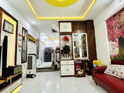 Bán nhà hxh - nguyễn kiệm, p3, phú nhuận - ngang 4m - dài 10m - 4pn - 4 tầng - 40m  - giá 7.5 tỷ 1