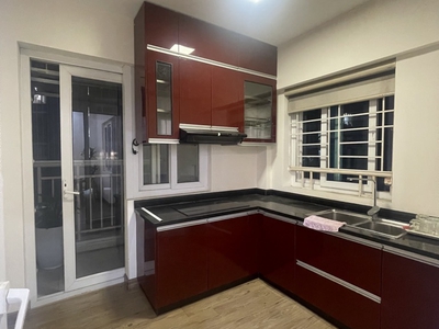 Bán căn hộ tòa cienco1 hoàng đạo thúy, căn góc, 5 ngủ, ở vip, kd vp, 155m, 9.4tỷ 2