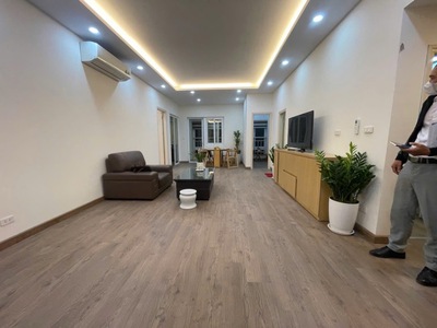 Bán căn hộ tòa cienco1 hoàng đạo thúy, căn góc, 5 ngủ, ở vip, kd vp, 155m, 9.4tỷ 0