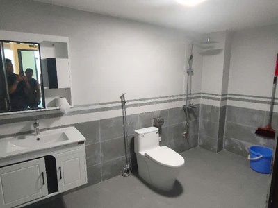 Nhà 5 tầng ngõ 527 nguyễn bình, gia lâm - đường trước nhà oto 4 chỗ 3