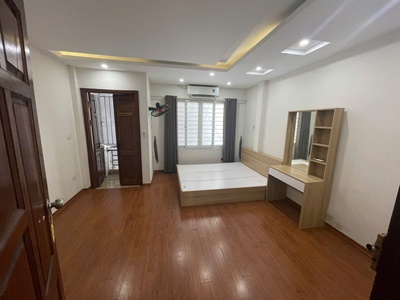 Chính chủ bán nhà 5 tầng o to đậu cạnh nhà 38m2 3 ngủ giá :6.1 tỷ ngã tư sở 3