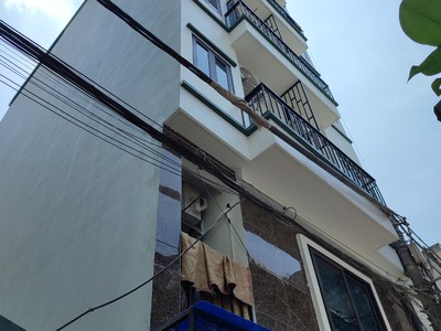 Bán ccmn phú diễn, 60m2x7t,17 phòng,thang máy,cam kết thầu lại, 14.8 tỷ 2
