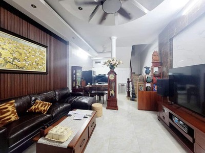 Bán nhà đông ngạc - dt70m2 - 5 tầng - giá 8,5 tỷ - bắc từ liêm - kinh doanh - ngõ ô tô 1