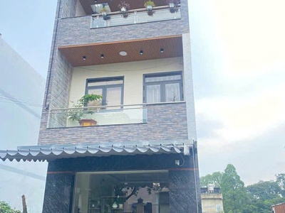 Bán Nhà 1 Trệt 2 Lầu Ngay Trung Tâm TP Thuận An - Bình Dương 0