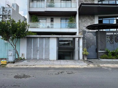 Cho thuê biệt thự an phú quận 2, giá tốt, có thang máy, nội thất sang trọng 0