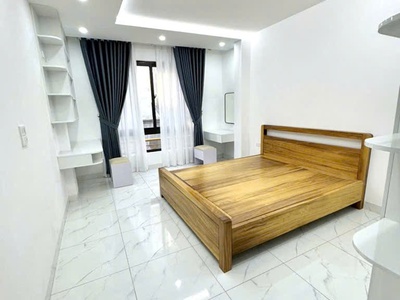 Bán tô hiệu hà đông vị trí hiếm , nhà 5 tầng thang máy ,ô tô đỗ cửa .nhà chưa bóc tem. giá 8,8 đồng. 1