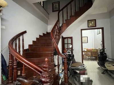 Cho thuê nhà nguyên căn Thịnh Quang Đống Đa 45m x 4T, 4N3VS giá 14 triệu, gia đình, nhóm 0