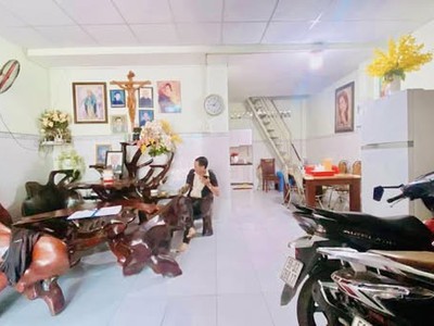 Hxh ngủ nhà - 2 tầng - 5pn - 80m ngang 6 nở hậu - ngay mã lò chỉ nhỉnh 4 tỷ 0