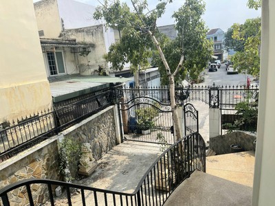 Ngộp giảm sốc 50 bán gấp đất thổ cư lô góc hẻm xe tải 306m2 n 20 chỉ 15.5 tỷ phạm văn đồng hiệp 0