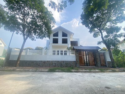 Em bán duy nhất 1 lô đất biệt thự tại khu ĐT hà Phong - sổ đỏ sẵn sàng giá chỉ 44tr/m 1