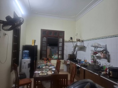 Bán nhà triệu việt vương, 230m2, mặt tiền gần 10m, 230 tỷ, kinh doanh siêu đỉnh 0