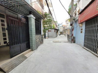 Bán nhà huỳnh văn bánh, p11 - ngang 5m,  4 tầng btct - 6pn 6wc - 80m  - giá 13.5 tỷ 0