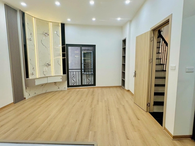 Nhà mới phố dương văn bé, hai bà trưng  cần bán gấp, 5 tầng 41m2 giá 6.9 tỷ 0