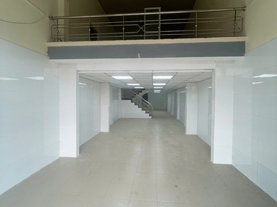 Cho thuê nhà 2tầng 180m2, kinh doanh mặt tiền ql1a-tôn đức thắng p.hòa an 3