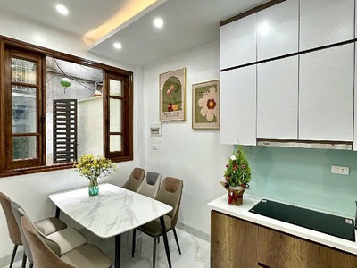 Hoàng hoa thám - nhà đẹp ở ngay - ngõ rộng - gần phố - 60m nhỉnh 10 tỷ 2