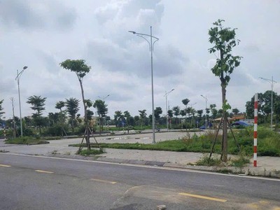 Bán đất đấu giá xã thụy lâm huyện đông anh view vườn hoa 1