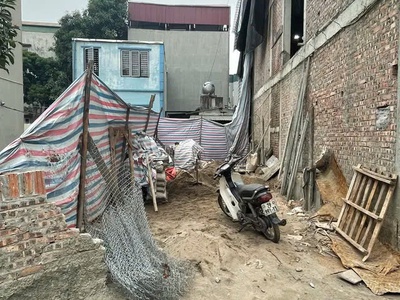 Tôi cần bán mảnh đất phúc lợi- long biên,ngõ thông , ô tô vào đất,6.25 tỷ. 0