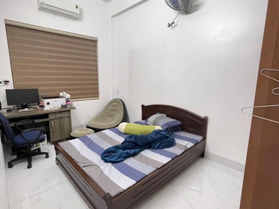 Bán căn nhà 3.5 tầng KĐT Vạn Phúc, ph Thanh Bình, TP HD, 76m2, mt 4m, gần vườn hoa, 4.6x tỷ 5