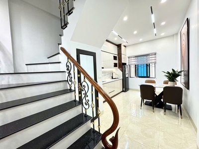 Siêu  Phẩm  Nhà  Vương  Thừa Vũ -TX , 3 Thoáng  ,Gần  oto ,41m,Gíá Hơn 7 Tỷ , Full Nội Thất 2