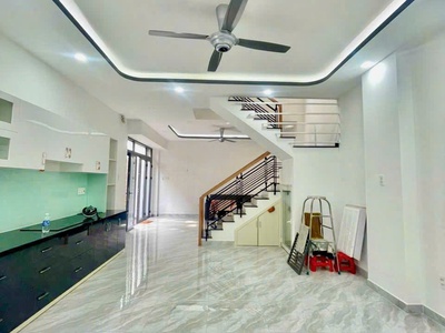 Nhà siêu to 6mx12m 1 trệt 2 lầu đường ô tô tân thới hiệp kế bên gò vấp 3