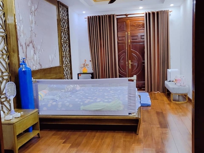 Cần bán gấp nhà hxh, thuê 25tr/tháng, hoàng hoa thám, 60m2, 7.2 tỷ 2