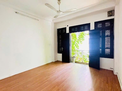 View hồ tây - thoáng trước sau   ô tô vào nhà  20 m ra hồ 2