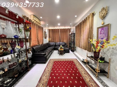 Bán nhà trần quốc hoàn 40m2, ngõ rộng, ngay gần ô tô đỗ, phân lô dân trí, 9.05 tỷ 2