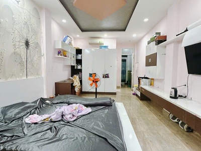 Mặt tiền kinh doanh đường số khánh hội giao tân vĩnh hơn 200 triệu m q4 ngang 4.5 dài 11 đúc 5 3