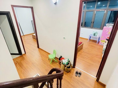 Bán nhà ngõ 285 đội cấn, ba đình, hà nội, diện tích 57m2, mặt tiền 4 m, xây 4 tầng. sđcc. giá: 14,9 1