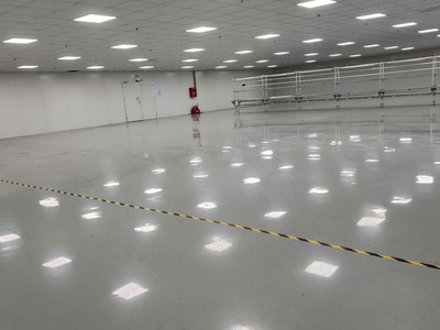 Cho Thuê Xưởng   DT: 1000m2      có đủ Pccc   giá 4,7/m 0