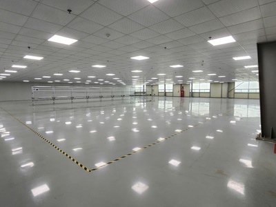 Cho Thuê Xưởng   DT: 1000m2      có đủ Pccc   giá 4,7/m 1