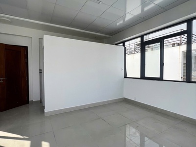 Cho thuê phòng trọ Quận 7, rộng 30m2, đầy đủ tiện ích cơ bản cho sinh viên và người đi làm 3