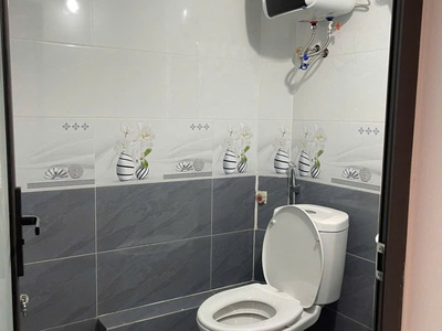 Cho thuê tập thể Dương Văn Bé - Hai Bà Trưng 150m, 4N4VS giá 14tr, làm CHDV, KD hát, cafe 4