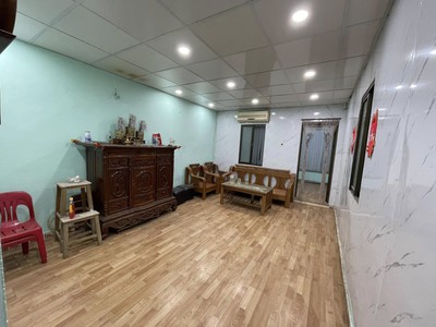 Bán nhà mặt phố nguyễn trường tộ, 14m2, mặt tiền 3.6m, 7.5 tỉ, kinh doanh đỉnh 1