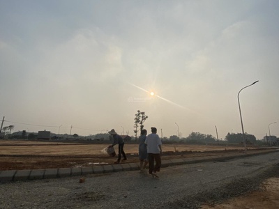 Bán gấp 73m - mt4,25m thôn 3 vạn phúc,thanh trì-46,5 triệu/m-ôtô đỗ cửa,chính chủ,góc thoáng sđcc 3