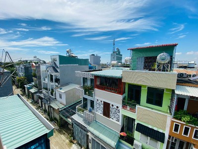 Bán nhà 3 tầng, 4pn, 3wc, 52m2 đường bưng ông thoàn, phú hữu, quận 9 - giá 5.4 tỷ gần liên phường 0