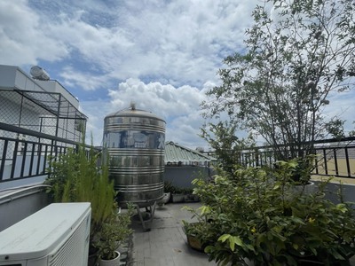 Chính chủ cần bán nhà quận 4 nhà đúc kiên cố 2 lầu 1 lửng 1 sân thượng 4