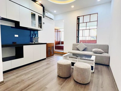 Bán căn tập thể tầng 4 phố 8/3, hai bà trưng, 60m2, đủ nt. nhỉnh 2 tỷ 0