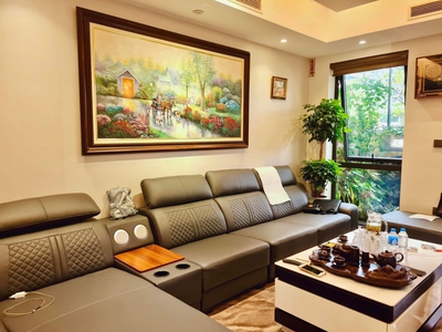 Bán nhà phân lô  phố hoàng sâm,  vỉa hè oto tránh kinh doanh 66m 4tầng giá 18.3tỷ 2