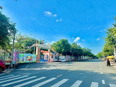 Mặt tiền huỳnh văn luỹ 9m x 10m, ngộp hạ giá bán gấp từ 8 tỷ còn 5,9 tỷ 2