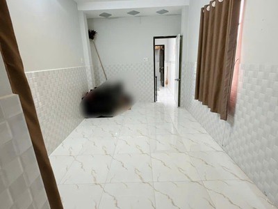 Q8 p3 phạm thế hiển 3 tầng ngay cầu chữ y nhà mới ở ngay sát q1 cách mặt tiền 20m 5.xt 1