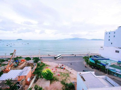 Bán khách sạn ngay thành phố biển nha trang 1