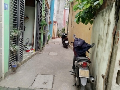 Bán đất lưu xá-đức giang, ô tô gần đất  dt 60m, mt 4m, giá công chứng, bao sang tên 3.96 tỷ 1
