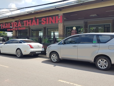 Xe Innova 2023 còn mới tinh, nhận đưa đón sân bay, đi về quê, ăn cưới, lễ hội. 0