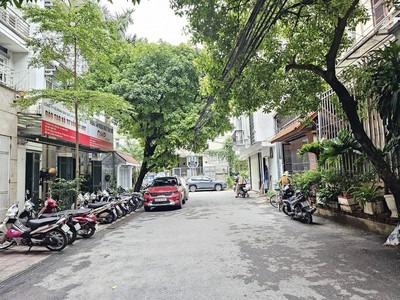 Bán 110m - 4 tầng - 7m.mặt tiền.   Nguyễn Cơ thạch   Nam Từ Liêm 0